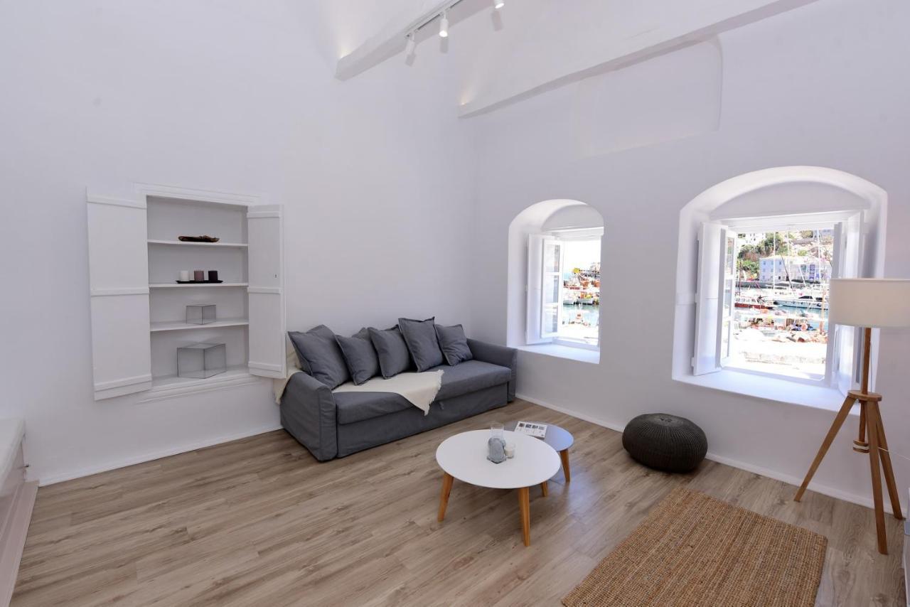 Hydra Hospitality Port Apartment Extérieur photo