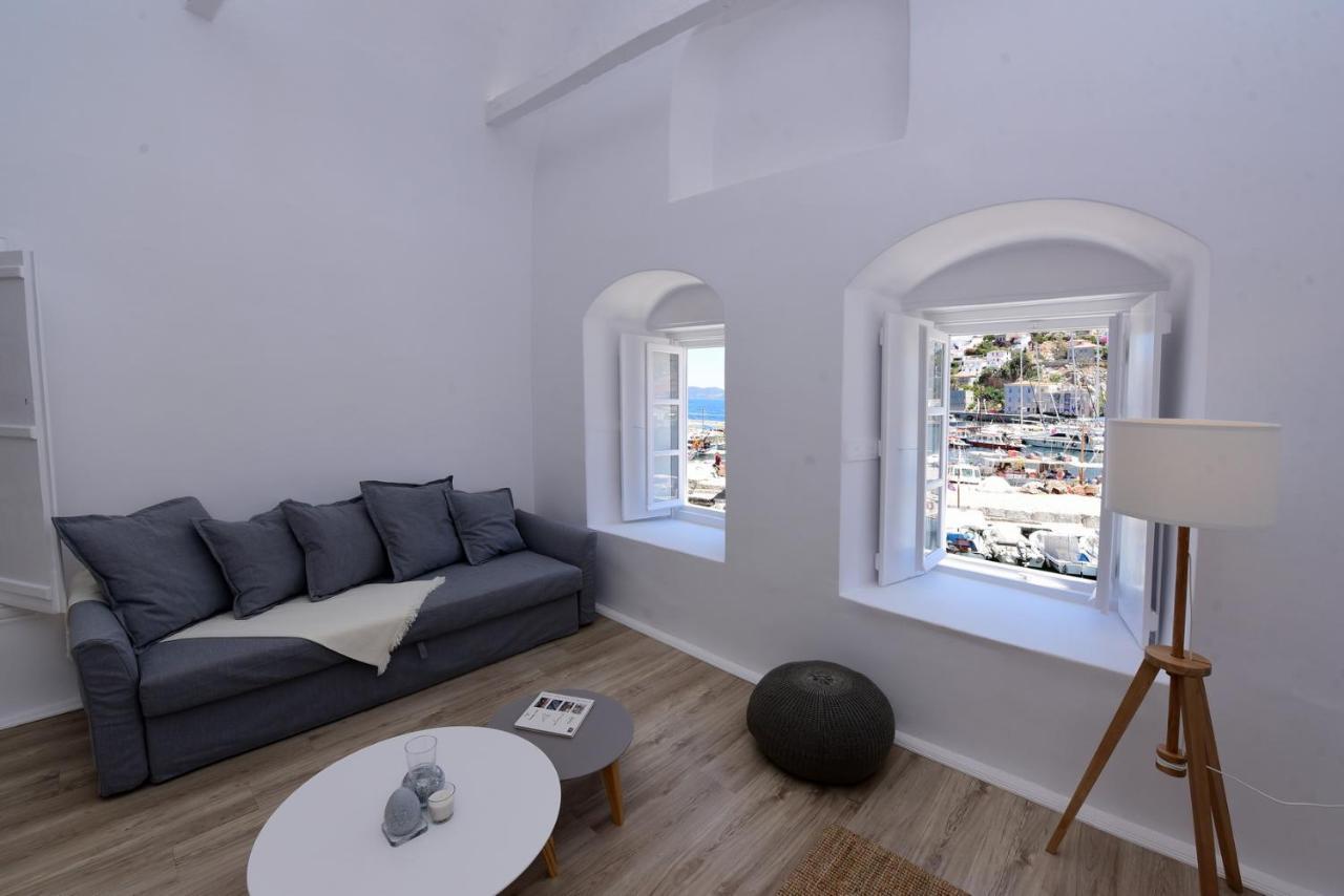Hydra Hospitality Port Apartment Extérieur photo